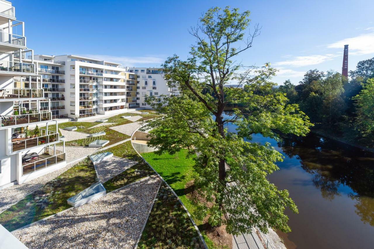 Riverside Apartments Ceske Budejovice Exterior foto
